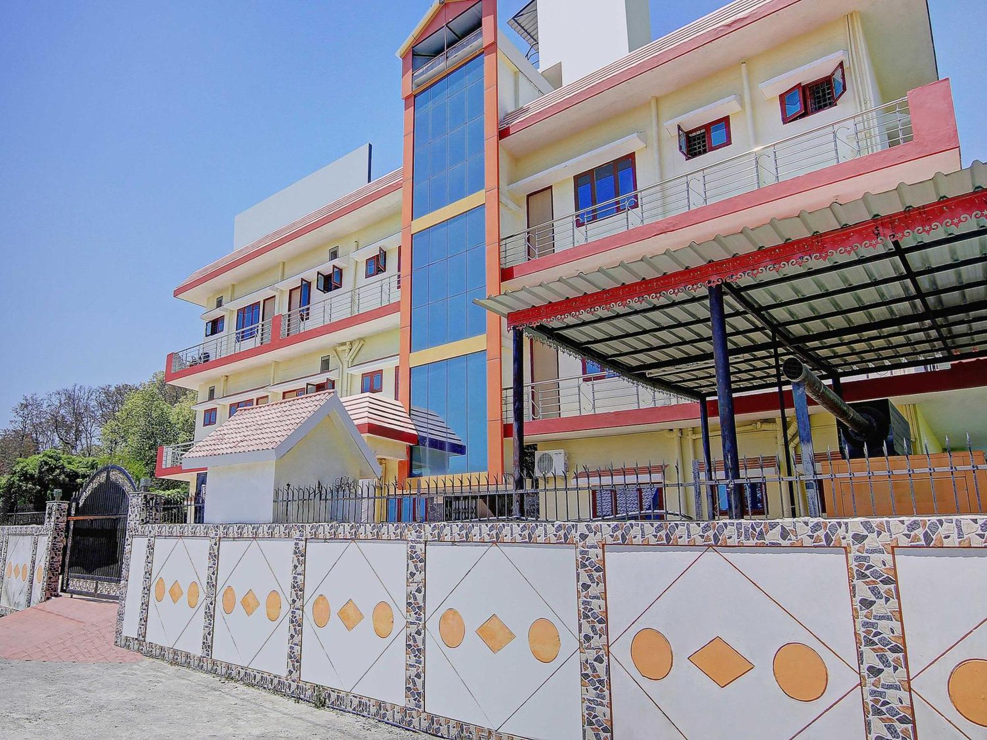 Home 78802 Balaji Bhawan Jhājra Екстериор снимка