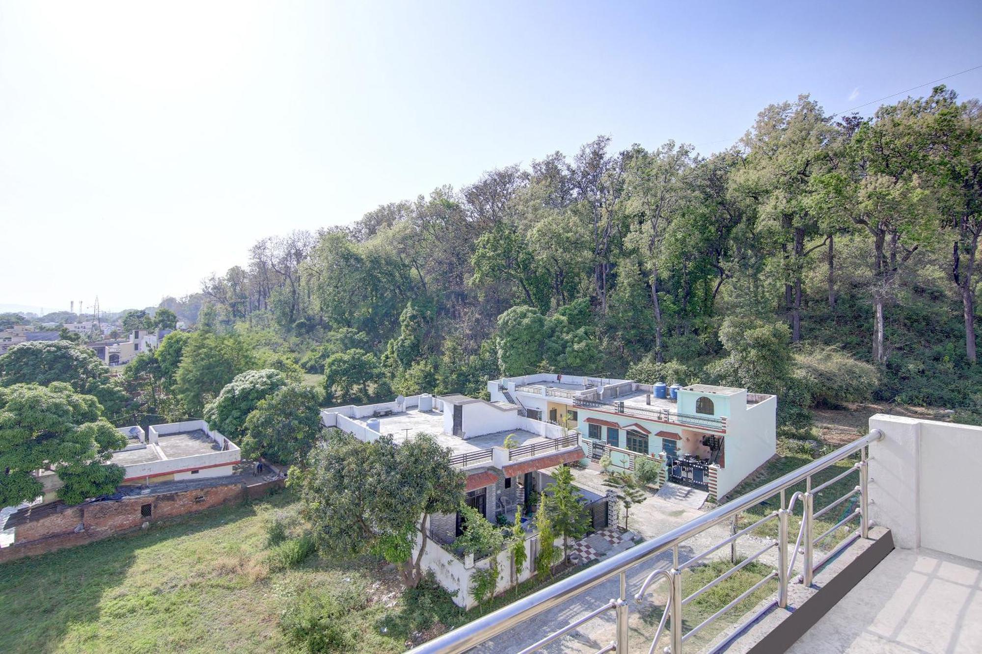 Home 78802 Balaji Bhawan Jhājra Екстериор снимка