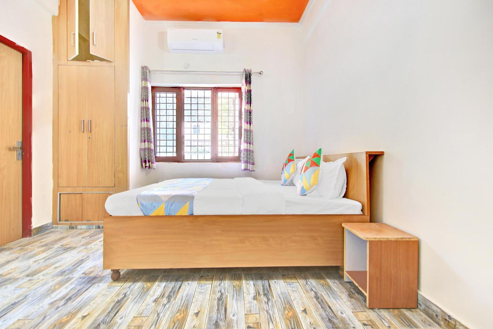 Home 78802 Balaji Bhawan Jhājra Екстериор снимка